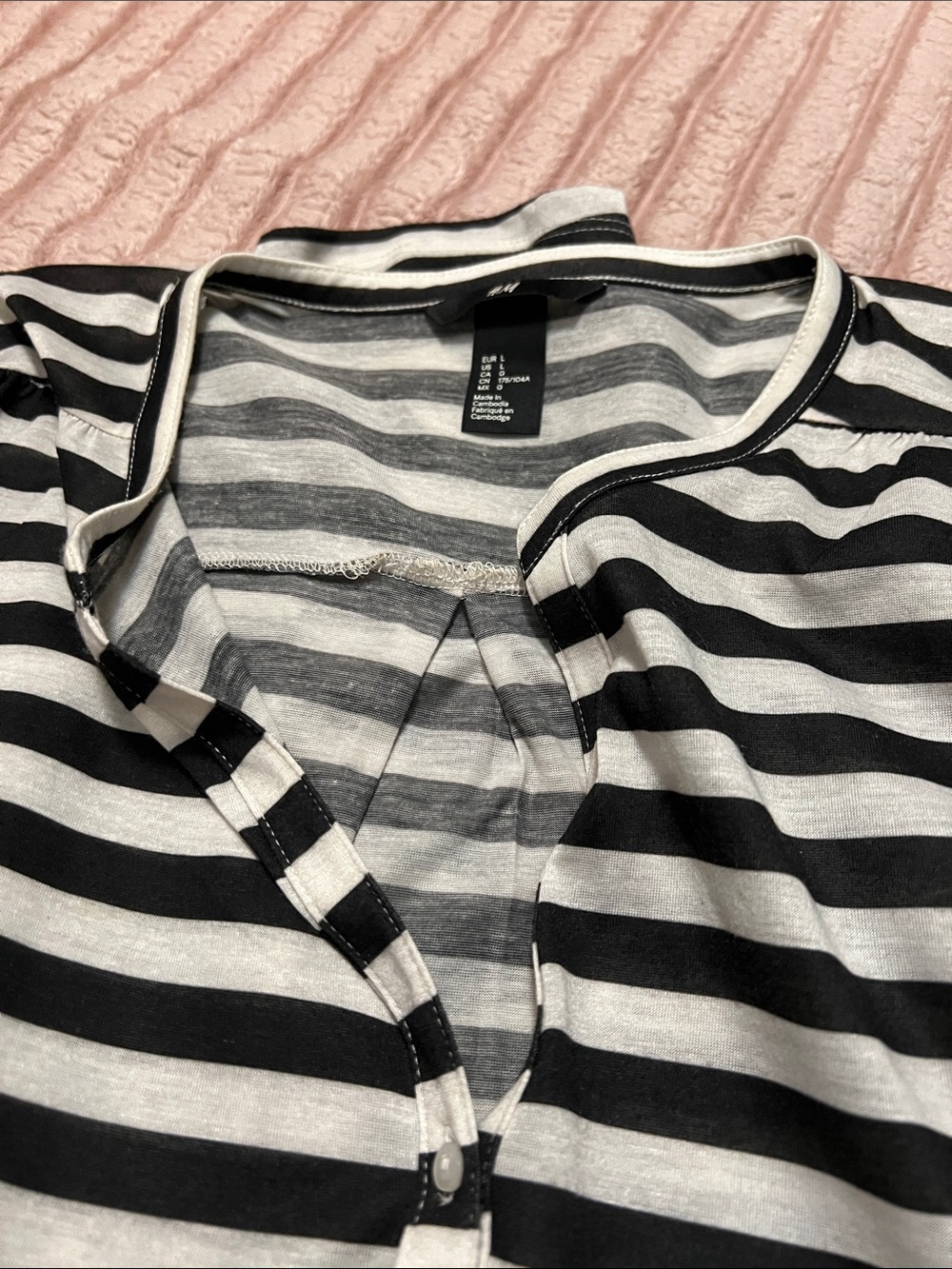 H&M Black and White Striped Women's Shirt